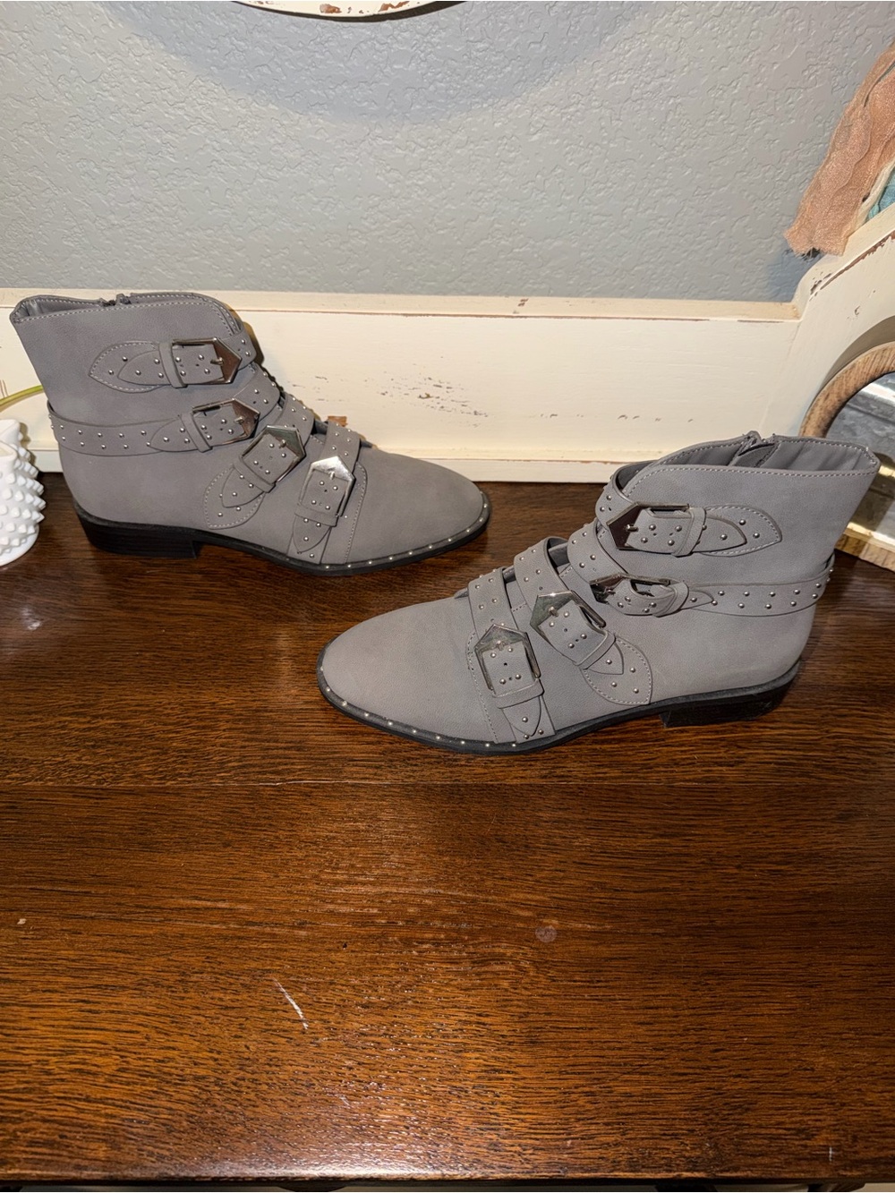 🎉Forever 21 Gray Studded Buckle Ankle Booties - Picture 3 of 11